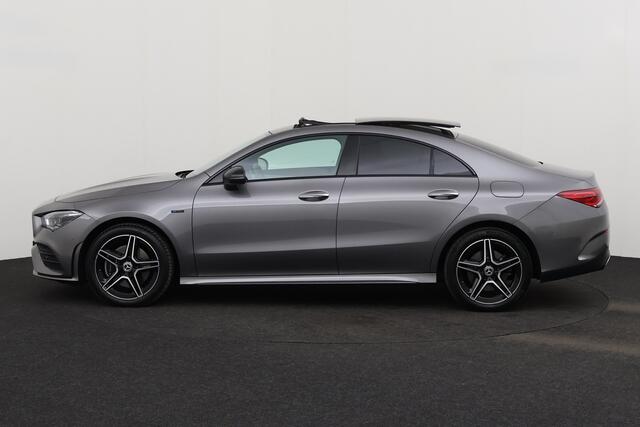 Mercedes-Benz CLA-Klasse 250 e IA e  iA  + GPS + CARPLAY + LEDER/ALCANTARA + CAMERA + PDC + CRUISE + OPEN DAK + ALU 18