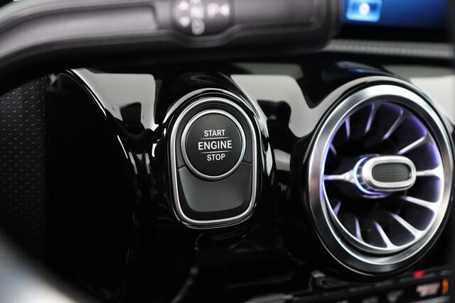 Mercedes-Benz CLA-Klasse 250 e IA e  iA  + GPS + CARPLAY + LEDER/ALCANTARA + CAMERA + PDC + CRUISE + OPEN DAK + ALU 18