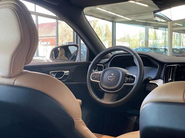 Volvo V60 T8 Twin Engine AWD Inscription CameraApp ConnectTrekhaak