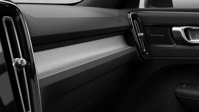 Volvo XC40 Black Edition Plus, B3 Mild hybrid, Benzine