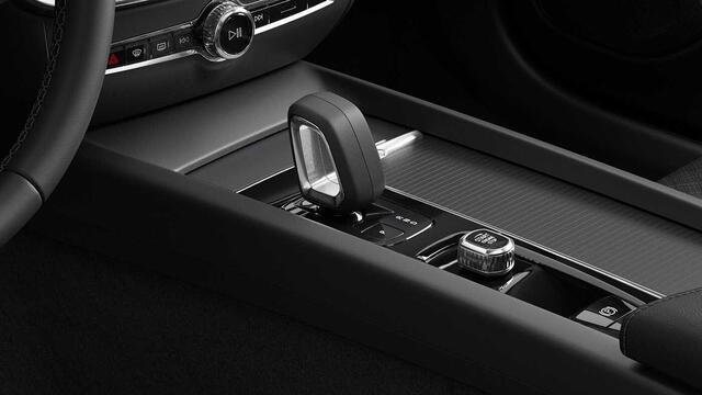 Volvo V60 Core, B3 Mild hybrid, Benzine