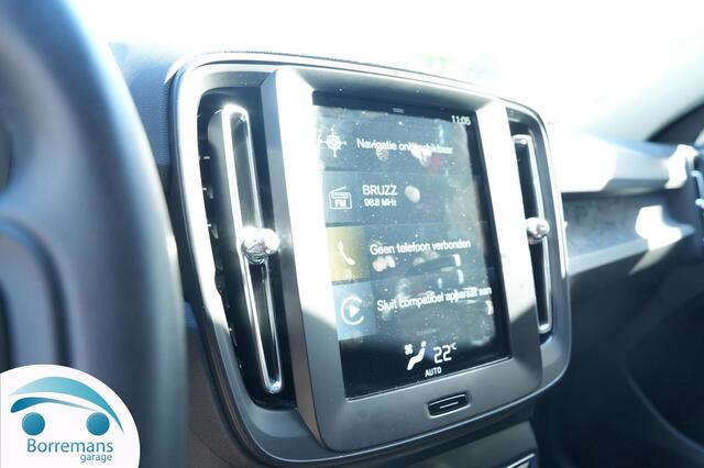 Volvo XC40 XC 40 1.5 T2 MOMENTUM CORE Carplay/navi/parkeersensoren/....