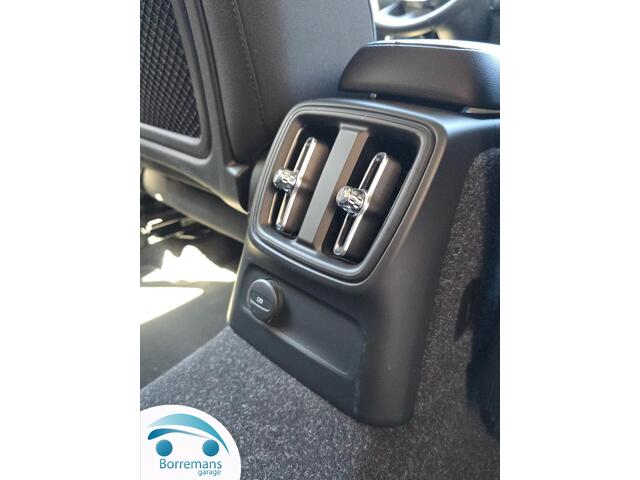 Volvo XC40 XC 40 1.5 T4 RECHARGE INSCRIPITION Trekhaak/Carplay/Camera/....