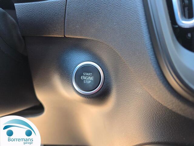 Volvo XC40 XC 40 1.5 T2 MOMENTUM CORE Navi/camera/bluetooth/....