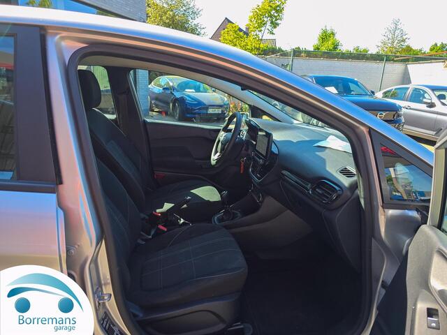 Ford Fiesta 1.0 Benzine Business navi/carplay/parkeersensoren/...