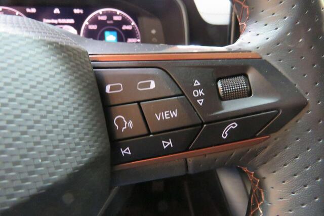 Cupra Formentor 1.5 TSI Navi App - DAB - Alu - Camera - Half Leder