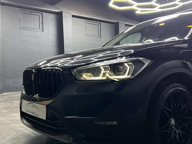 BMW X1 xDrive25e Plug in Hybrid / Head-up / Camera /