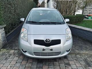 Toyota Yaris 1.4 Turbo D4D SOL CLIMATISATION GPS PDC