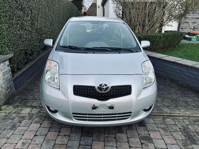Toyota Yaris 1.4 Turbo D4D SOL CLIMATISATION GPS PDC