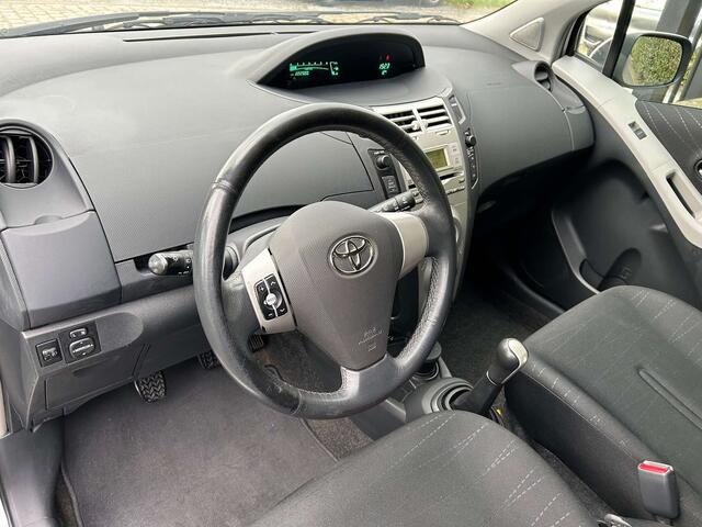 Toyota Yaris 1.4 Turbo D4D SOL CLIMATISATION GPS PDC