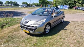 PEUGEOT 207 CC 1.6 VTi Roland Garros