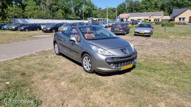 Peugeot 207 CC 1.6 VTi Roland Garros
