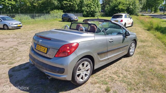 Peugeot 207 CC 1.6 VTi Roland Garros