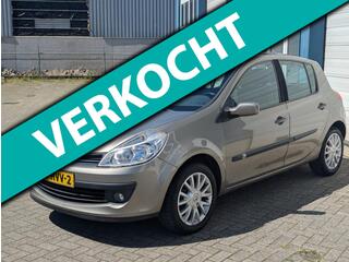 RENAULT CLIO 1.2 TCE Collection Airco Park. Sensr. Leuke Auto