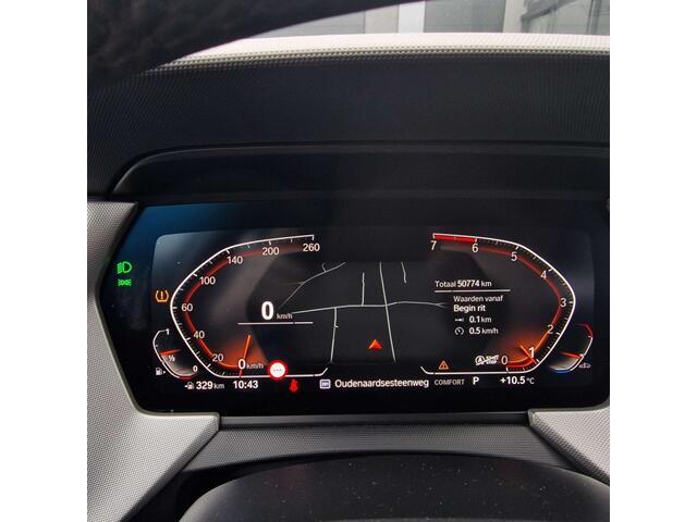 BMW 1-Serie 118 CARPLAY/LiveCockPit/NAVI/ZETELVERWARMING
