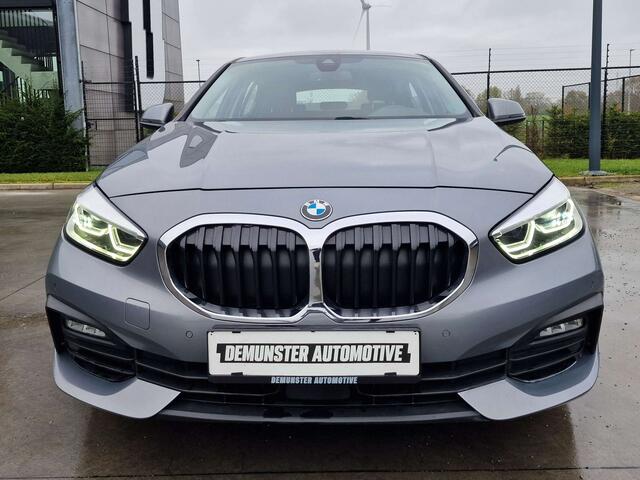 BMW 1-Serie 118 CARPLAY/LiveCockPit/NAVI/ZETELVERWARMING
