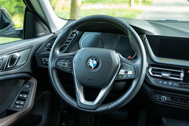 BMW 2-Serie 218 iA Gran Coup�  Luxury Line  Camera  LEDER 