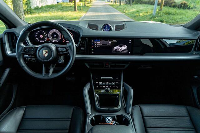 Porsche Cayenne Coup� E-Hybrid  Crayon  Pano  Sportchrono 