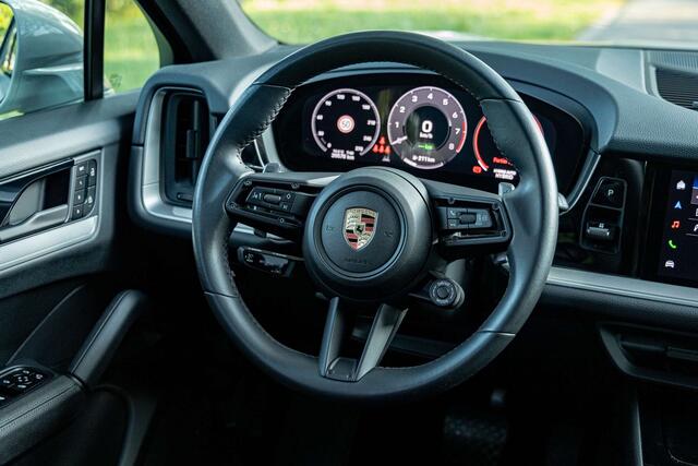 Porsche Cayenne Coup� E-Hybrid  Crayon  Pano  Sportchrono 