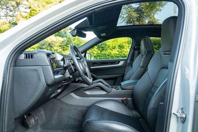 Porsche Cayenne Coup� E-Hybrid  Crayon  Pano  Sportchrono 