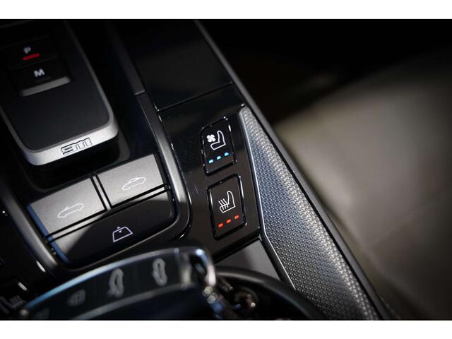 Porsche 992 Carrera 4 Cabriolet 3.0 Turbo PDK EU6d-TEMP