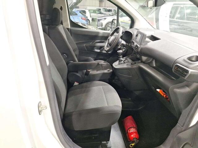 Citroen Berlingo 1.5 BlueHDi M Light Club Capt. ARBlth272 x 60