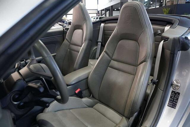 Porsche 992 Carrera 4 Cabriolet 3.0 Turbo PDK EU6d-TEMP