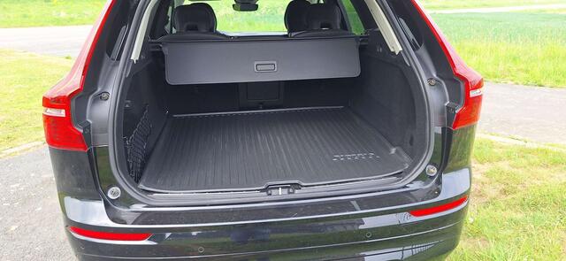Volvo XC60 2.0 B4 MHEV Momentum Pro mild hybride pack hiver