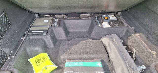 Volvo XC60 2.0 B4 MHEV Momentum Pro mild hybride pack hiver