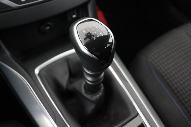 Peugeot 308 SW STYLE 1.5 BLUEHDI SW STYLE 1.5 BLUEHDI + GPS + CARPLAY + CAMERA + PDC + CRUISE + ALU 16