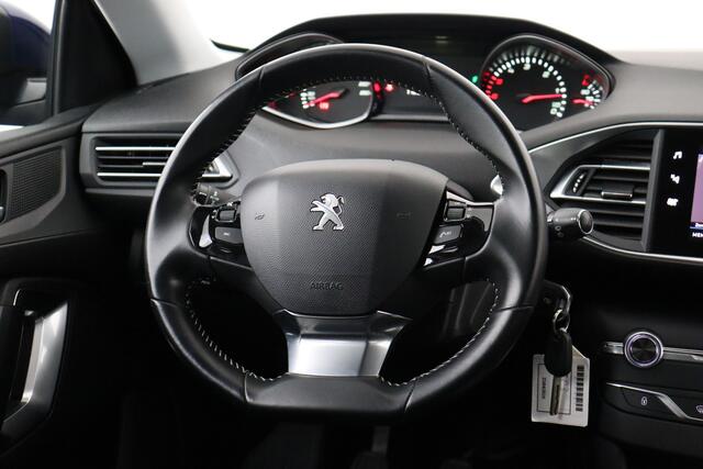Peugeot 308 SW STYLE 1.5 BLUEHDI SW STYLE 1.5 BLUEHDI + GPS + CARPLAY + CAMERA + PDC + CRUISE + ALU 16