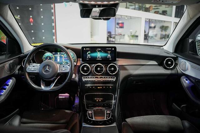 Mercedes-Benz G-Klasse 300 de 4-Matic PHEV - Pano - Burmester - ACC -
