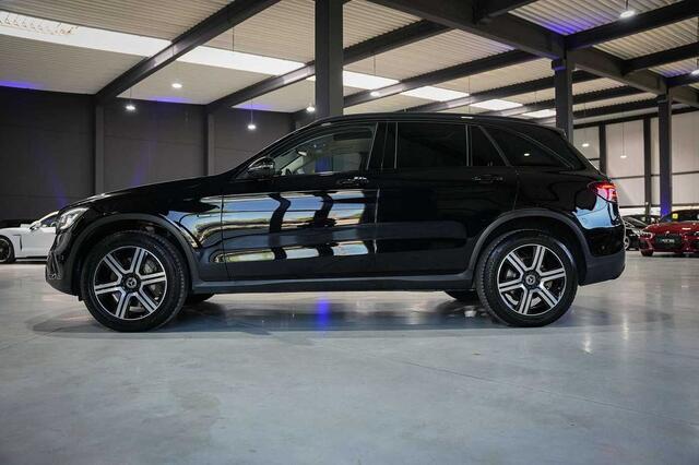 Mercedes-Benz G-Klasse 300 de 4-Matic PHEV - Pano - Burmester - ACC -