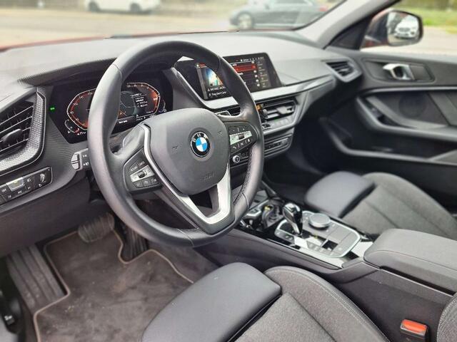 BMW 1-Serie 118 iA OPF - SPORTLINE