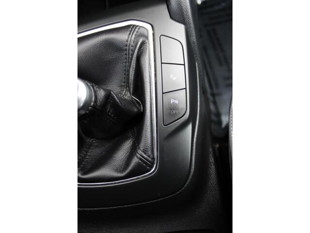 Ford Focus Cool & Connect
