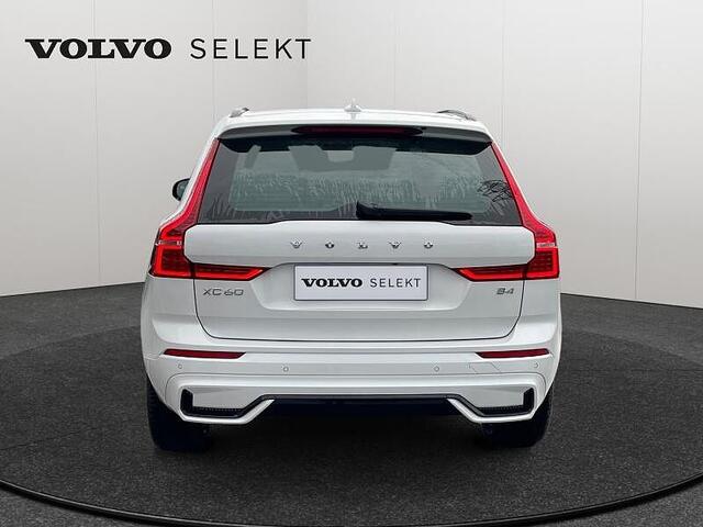 Volvo XC60 II XC60 Plus, B4 Mild-Hybrid, Benzin, Dark