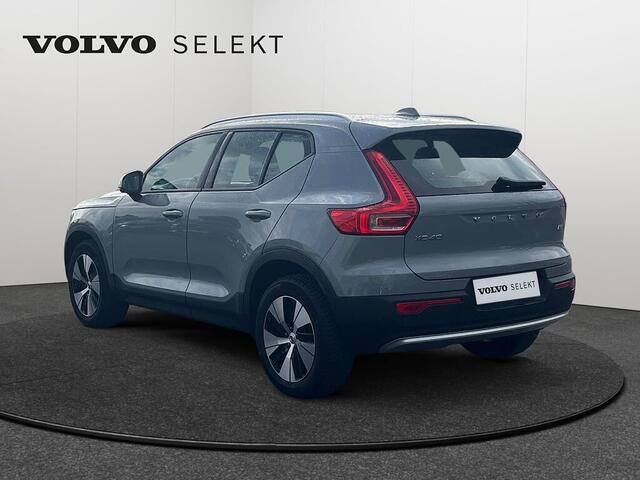 Volvo XC40 Core, B3 Mild Hybrid, Essence
