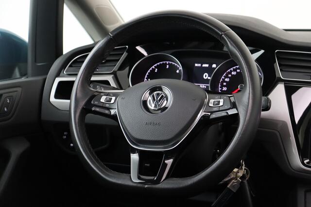 Volkswagen Touran TRENDLINE 2.0TDI TRENDLINE 2.0TDI + GPS + CAMERA + PDC + CRUISE + PANO DAK + ALU 16