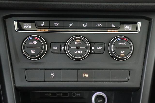 Volkswagen Touran TRENDLINE 2.0TDI TRENDLINE 2.0TDI + GPS + CAMERA + PDC + CRUISE + PANO DAK + ALU 16