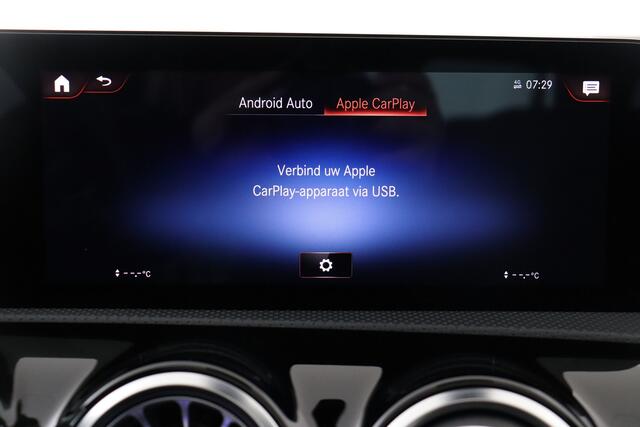 Mercedes-Benz CLA-Klasse 250 e BUS.SOLUTION iA 8G-DCT SEDAN e BUS.SOLUTION iA 8G-DCT + GPS + LEDER + CARPLAY + CAMERA + PDC + CRUISE + OPEN DAK + ALU 18