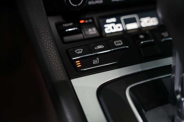 Porsche 911 991 .2 - - 4 3.0 Turbo Coupé PDK