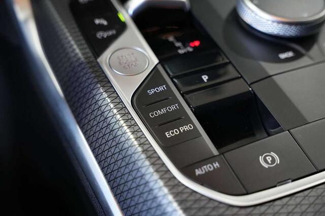 BMW 2-Serie Coup� M240iXAS - M pakket - ACC - X-Drive