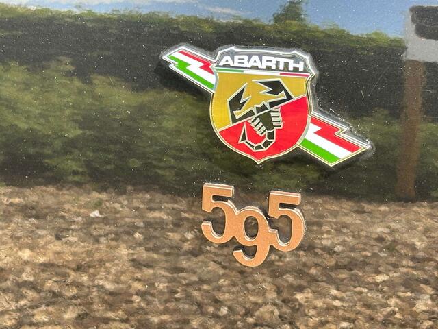 Abarth 595 Competizione 595C 1.4 Met 180pk en 1 jaar garantie tot 5 jaar