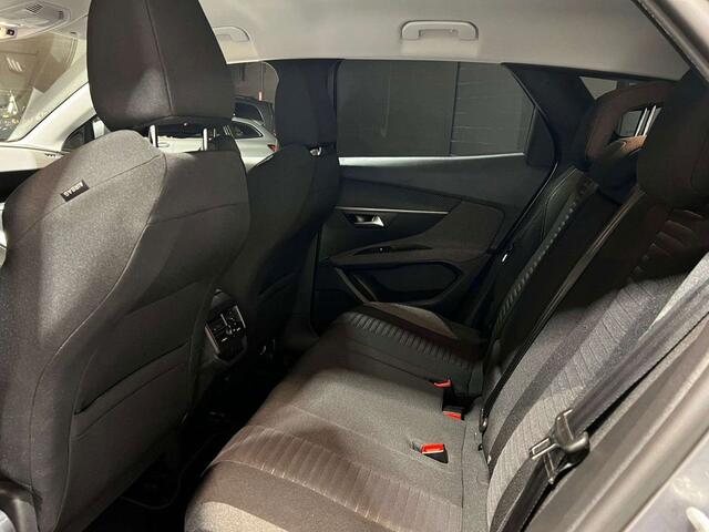 Peugeot 3008 1.5 BlueHDi Style