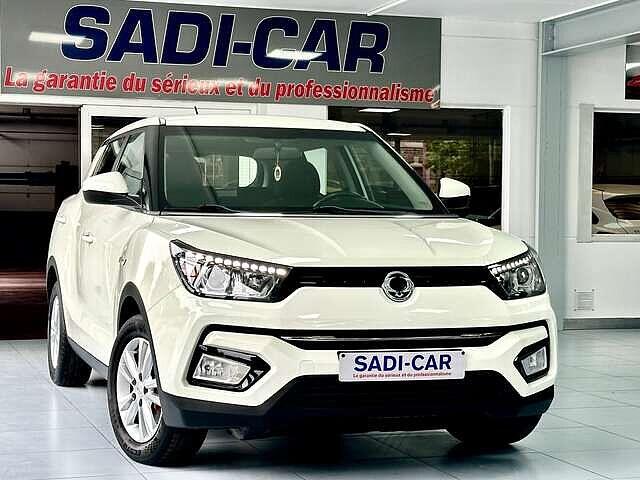 Ssangyong Tivoli 1.6i e-XGi 128cv CRYSTAL CITY
