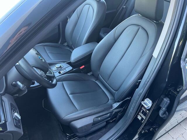 BMW X1 2.0 dA sDrive18 Leder/Navigatie-Pro/Carplay/PDC...