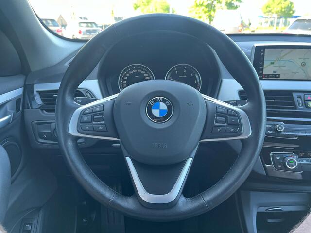 BMW X1 2.0 dA sDrive18 Leder/Navigatie-Pro/Carplay/PDC...