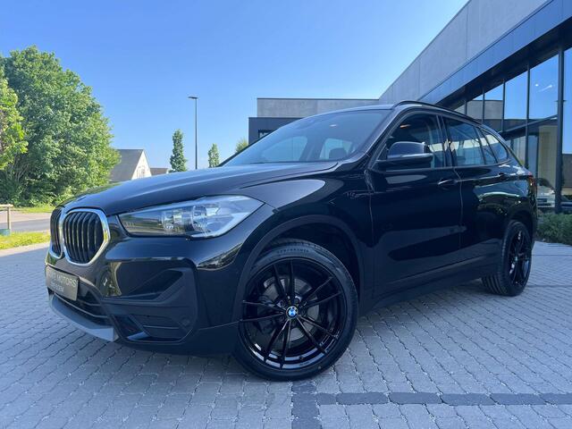 BMW X1 2.0 dA sDrive18 Leder/Navigatie-Pro/Carplay/PDC...