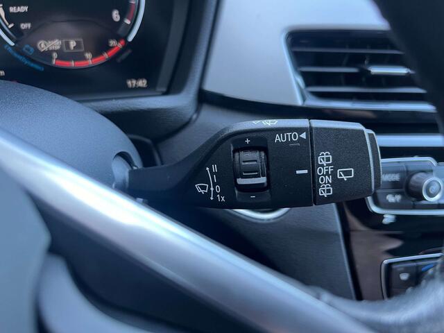 BMW X1 2.0 dA sDrive18 Leder/Navigatie-Pro/Carplay/PDC...