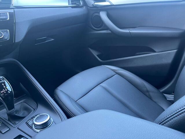 BMW X1 2.0 dA sDrive18 Leder/Navigatie-Pro/Carplay/PDC...